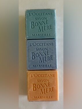 L'OCCITANE Set of 3 Bonne Mere soaps, packaged